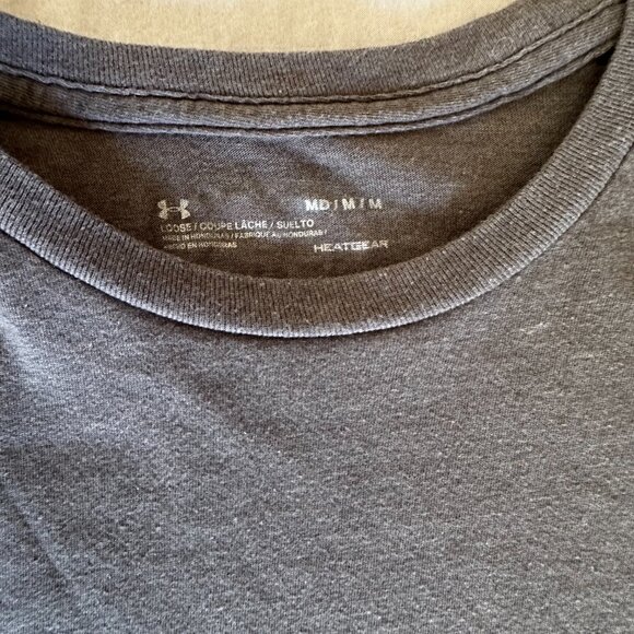 Under Armour Women’s M Grey HeatGear Long Sleeve Top Loose Fit Performance-A221 - Picture 4 of 7